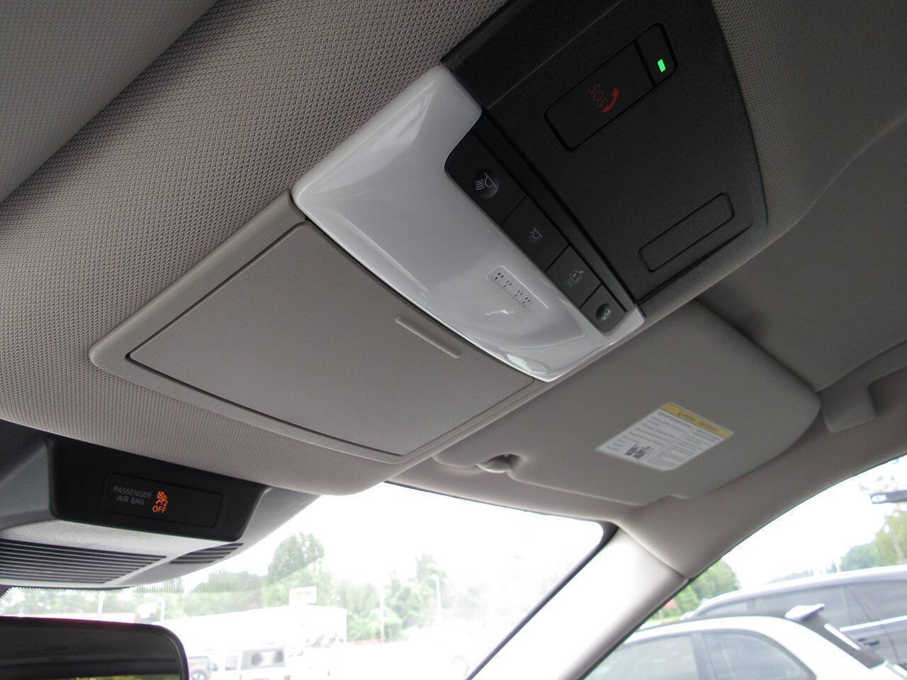 Used 2021 Nissan Rogue SV FWD image 26