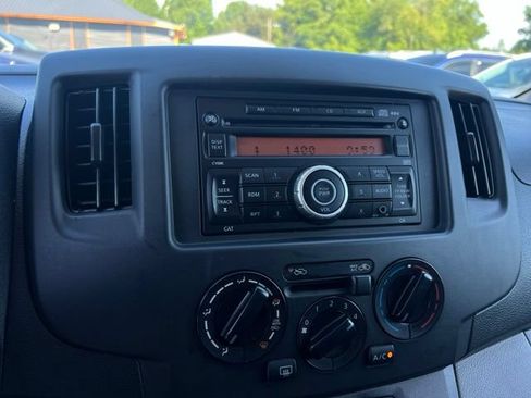 Used 2017 Chevrolet City Express LS FWD image 25