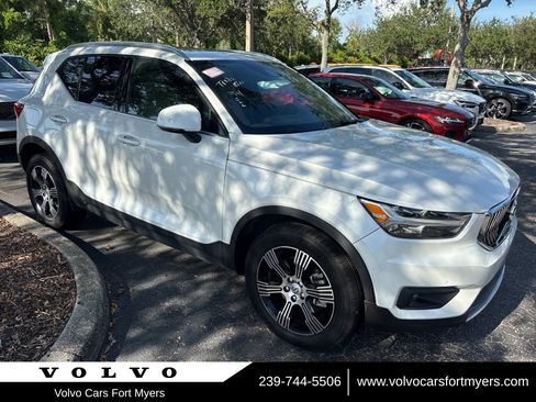 Used 2021 Volvo XC40 T5 Inscription AWD/4WD image 1