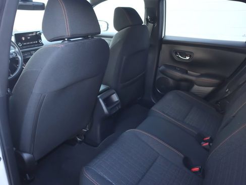 Used 2025 Honda HR-V Sport image 19