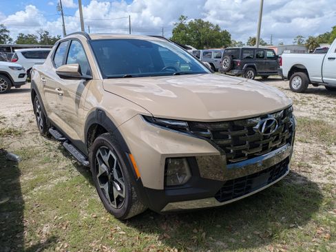 Used 2024 Hyundai Santa Cruz Limited image 3