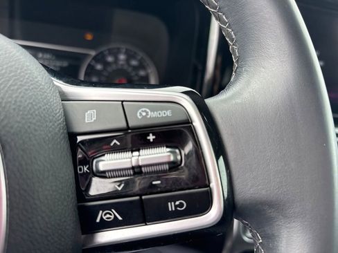 Used 2023 Kia Sorento S image 20