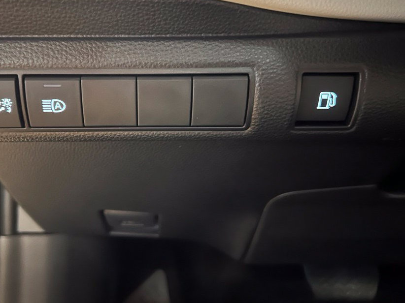 New 2027 Toyota Corolla LE FWD image 28