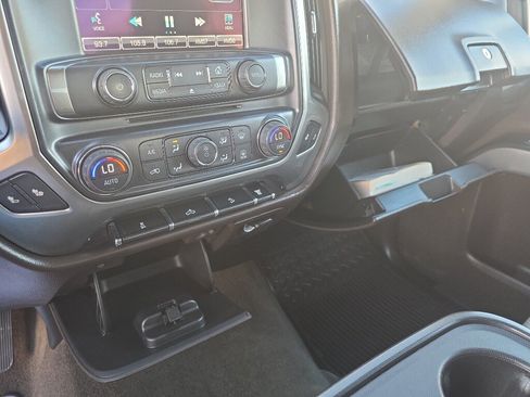 Used 2015 Chevrolet Silverado 2500 LT w/ LT Convenience Package image 22