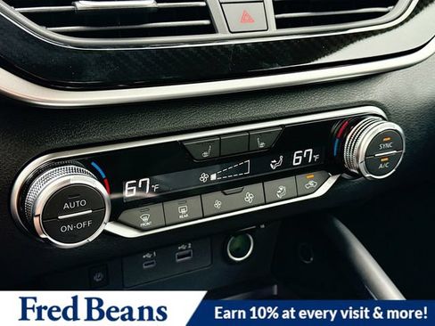New 2025 Nissan Altima 2.5 SR w/ SR Premium Package FWD image 13