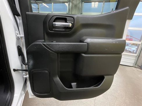 Used 2019 Chevrolet Silverado 1500 Custom Trail Boss w/ Custom Convenience Package image 20