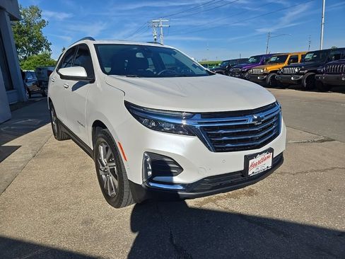 Used 2024 Chevrolet Equinox Premier AWD/4WD image 15