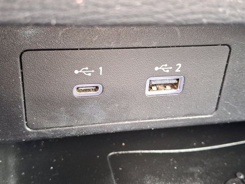 Used 2022 Mitsubishi Outlander SEL image 27