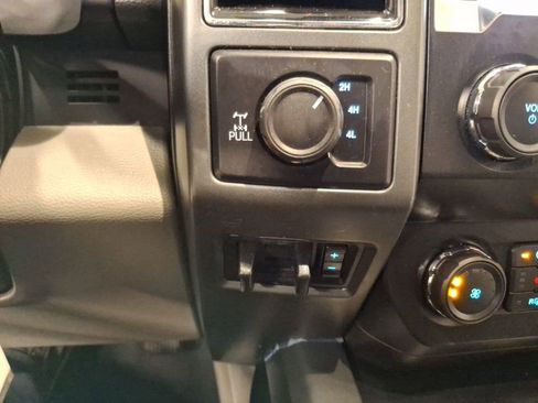 Used 2022 Ford F350 XLT w/ XLT Premium Package AWD/4WD image 26