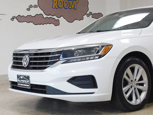 Used 2020 Volkswagen Passat 2.0T SE FWD image 13