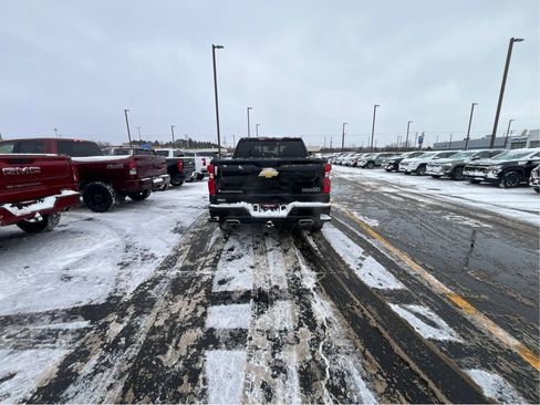 Used 2025 Chevrolet Silverado 1500 High Country image 6