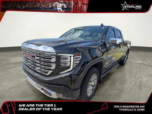 Used 2023 GMC Sierra 1500 Denali w/ Technology Package AWD/4WD image 1