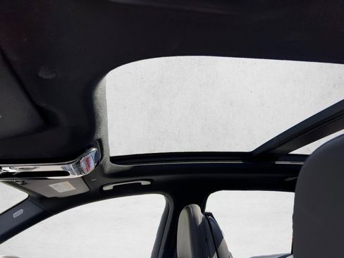 Certified 2026 Mercedes-Benz GLC 300 4MATIC image 12