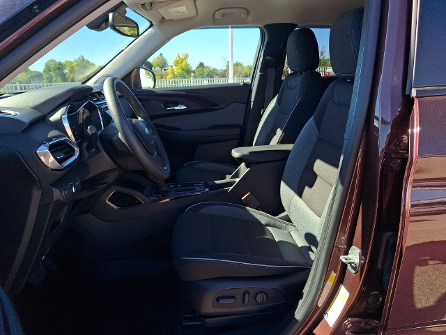 Used 2023 Chevrolet TrailBlazer LT w/ Convenience Package AWD/4WD image 15