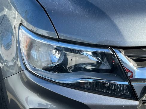 Used 2022 Chevrolet Colorado W/T image 8