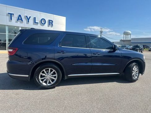 Used 2018 Dodge Durango SXT w/ 3rd Row Seating Group RWD image 16