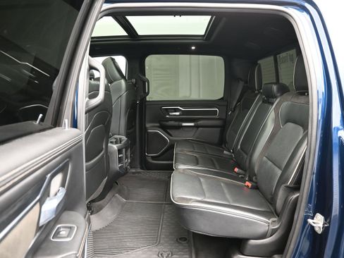 Used 2024 RAM 1500 Laramie AWD/4WD image 11