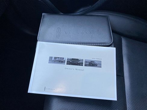 Used 2022 Lincoln Corsair AWD w/ Premium Package image 68