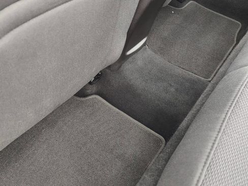 Used 2016 Chevrolet Cruze LT w/ Convenience Package image 33