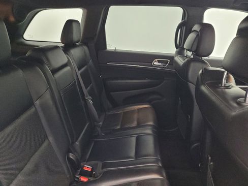 Used 2019 Jeep Grand Cherokee Limited w/ Luxury Group II AWD/4WD image 19