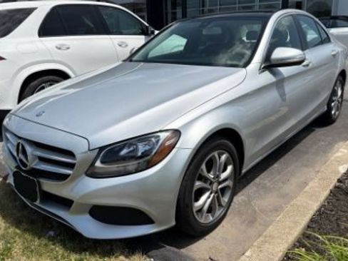 Used 2015 Mercedes-Benz C 300 4MATIC Sedan image 1