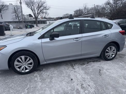 Used 2018 Subaru Impreza 2.0i image 2