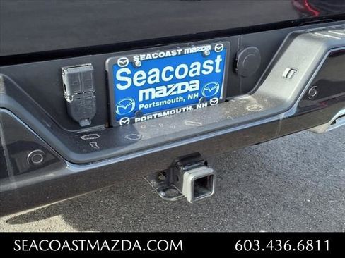 Used 2024 GMC Sierra 1500 Denali w/ Technology Package AWD/4WD image 5