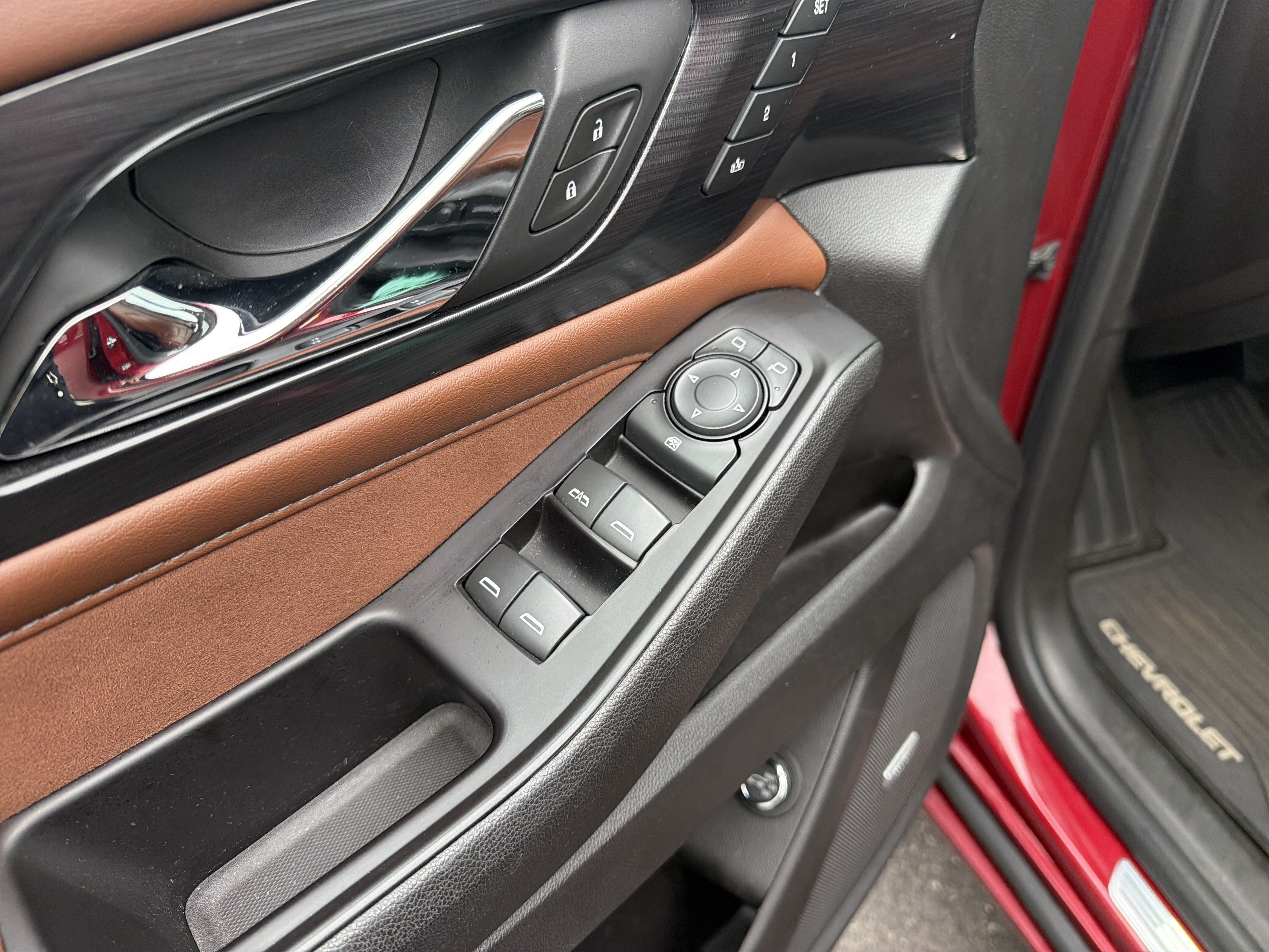 Used 2018 Chevrolet Traverse High Country AWD/4WD image 15