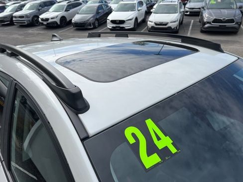 Used 2024 Subaru Crosstrek 2.5i Limited image 8