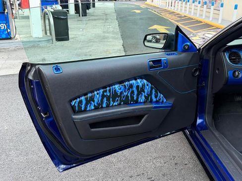 Used 2014 Ford Mustang Coupe image 22