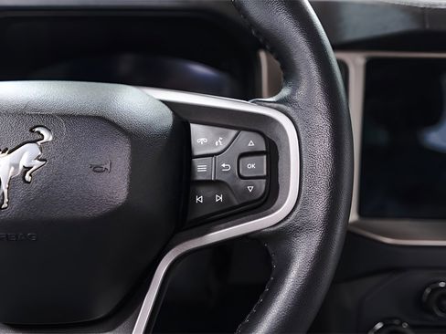 Used 2025 Ford Bronco Outer Banks image 12