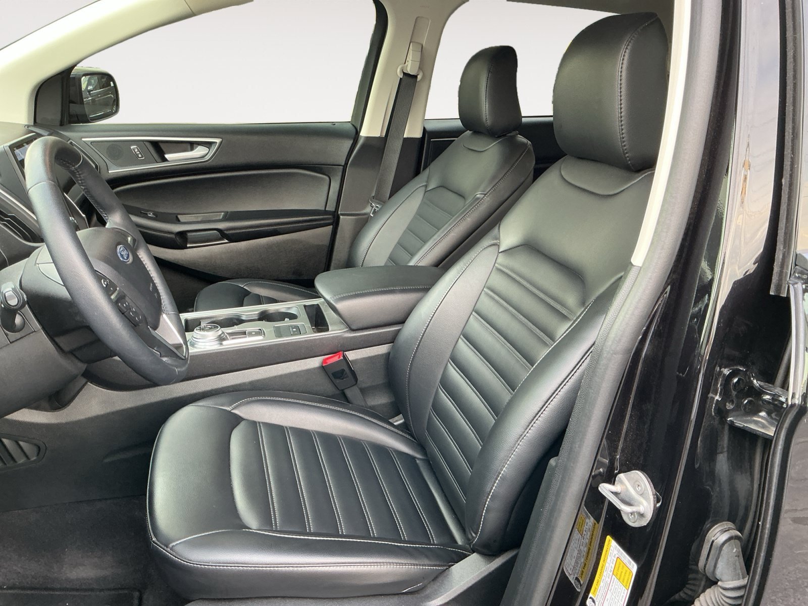 Used 2024 Ford Edge SEL w/ Convenience Package AWD/4WD image 9
