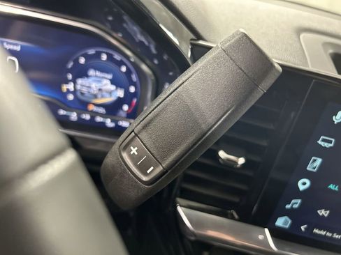 Certified 2025 Chevrolet Silverado 2500 LT w/ Z71 Chrome Sport Edition image 17