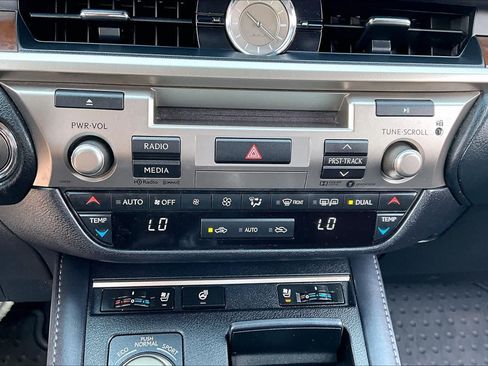 Used 2017 Lexus ES 350 FWD image 31