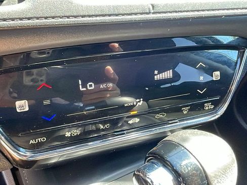 Used 2019 Honda HR-V EX image 19