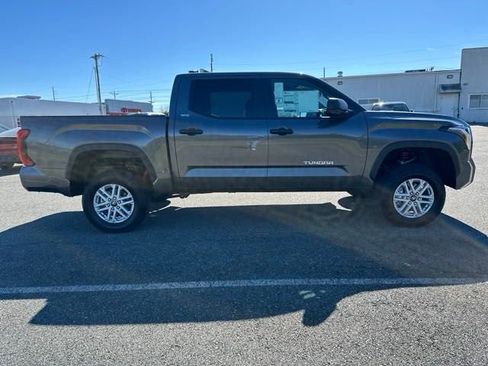 New 2025 Toyota Tundra SR5 image 6