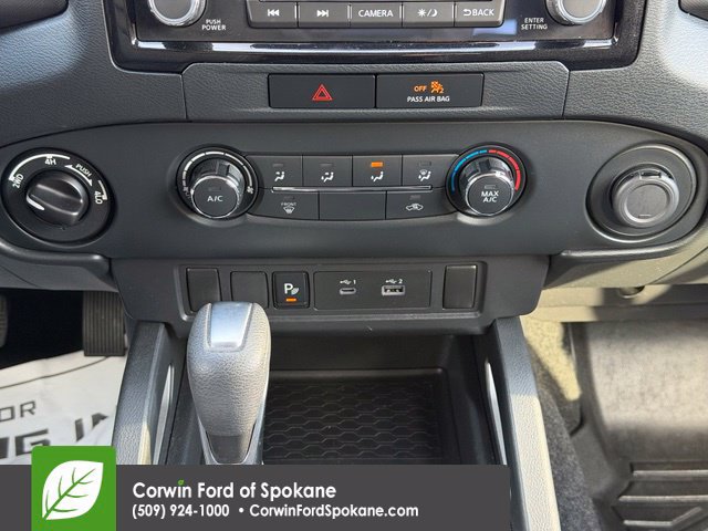 Used 2022 Nissan Frontier SV w/ Technology Package AWD/4WD image 29