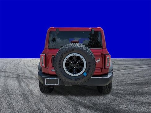 New 2026 Ford Bronco Outer Banks w/ Sasquatch Package AWD/4WD image 5