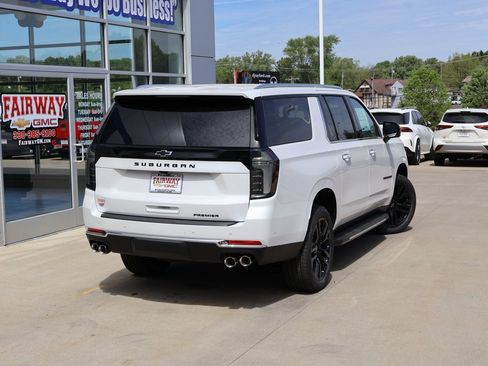 New 2025 Chevrolet Suburban Premier image 53