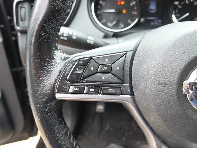 Used 2017 Nissan Rogue Sport SL AWD/4WD image 15
