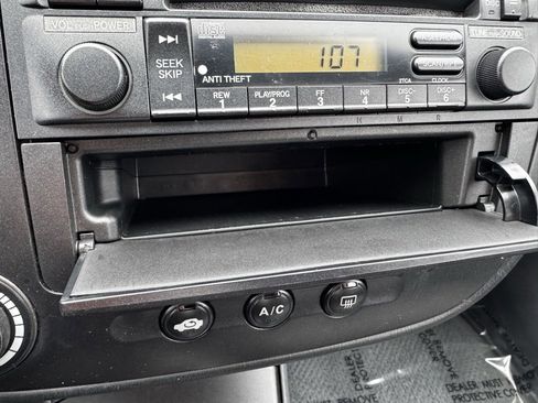 Used 2005 Honda Civic EX image 10