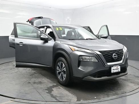 Used 2023 Nissan Rogue SV AWD/4WD image 39