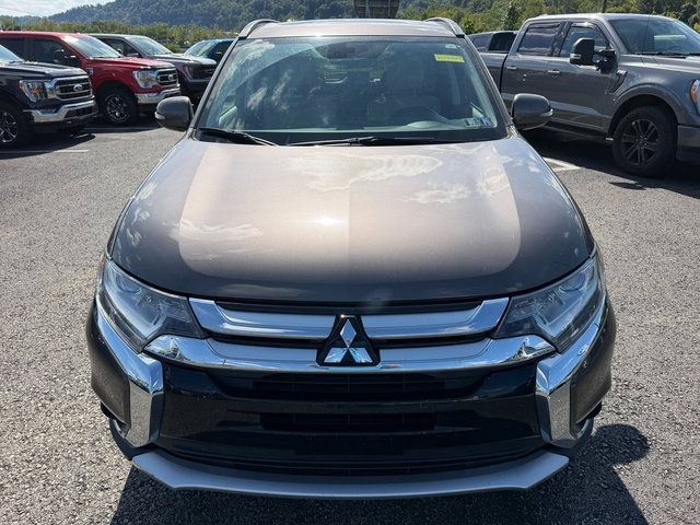 Used 2016 Mitsubishi Outlander SEL AWD/4WD image 8