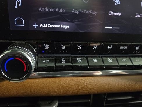 Used 2023 GMC Canyon AT4 w/ AT4 Premium Package AWD/4WD image 18