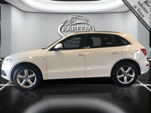 Used 2017 Audi Q5 2.0T Premium Plus w/ Technology Package image 8