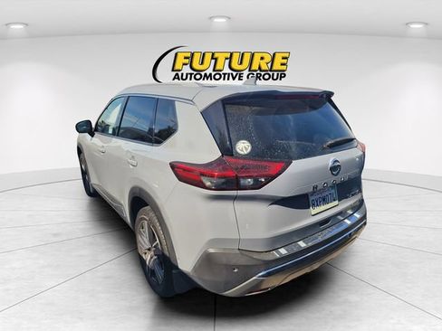 Certified 2021 Nissan Rogue Platinum FWD image 4