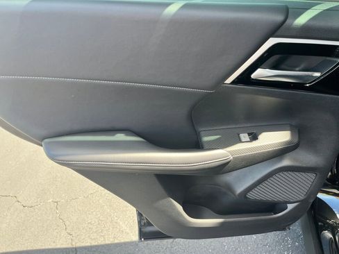 Used 2023 Mitsubishi Outlander SE image 21