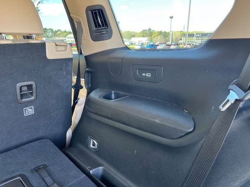 Used 2022 Jeep Grand Cherokee L Limited image 8