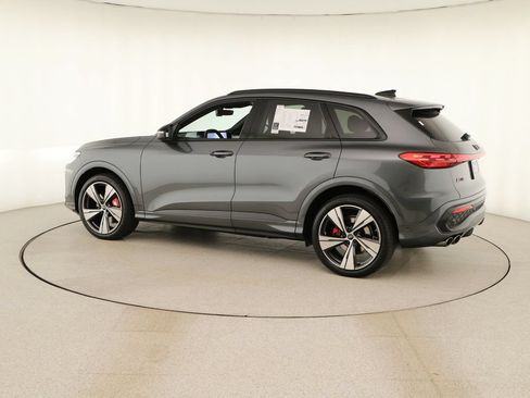 New 2026 Audi SQ5 Premium Plus AWD/4WD image 3