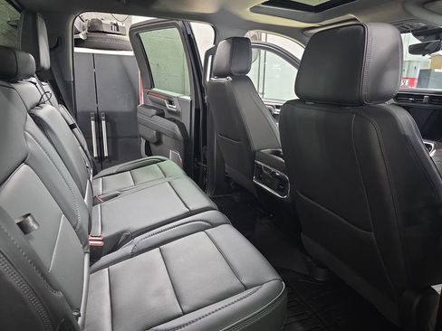 Used 2024 GMC Sierra 3500 Denali w/ Denali Reserve Package AWD/4WD image 11
